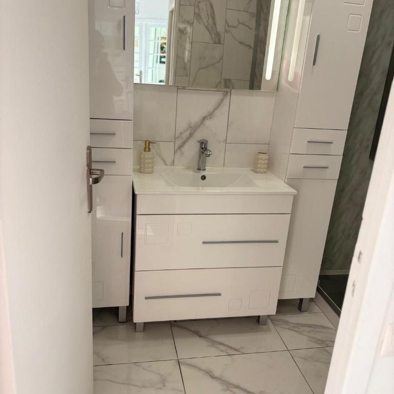 Lourdes luxury stay, proche Gare & Sanctuaire, Climatisation - Appartement 1 Chambre - 57