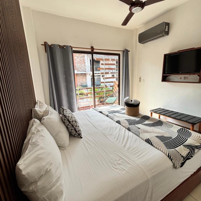 Hotel Mittoz Holbox - King Room with Balcony - 1