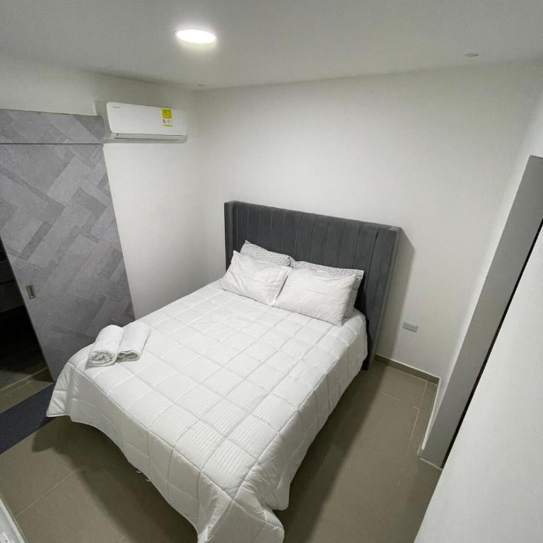 Apartamento remodelado amoblado - One-Bedroom Apartment - 3