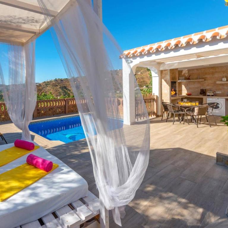 Villa Piedras Blancas by Villa Plus - Villa - 15