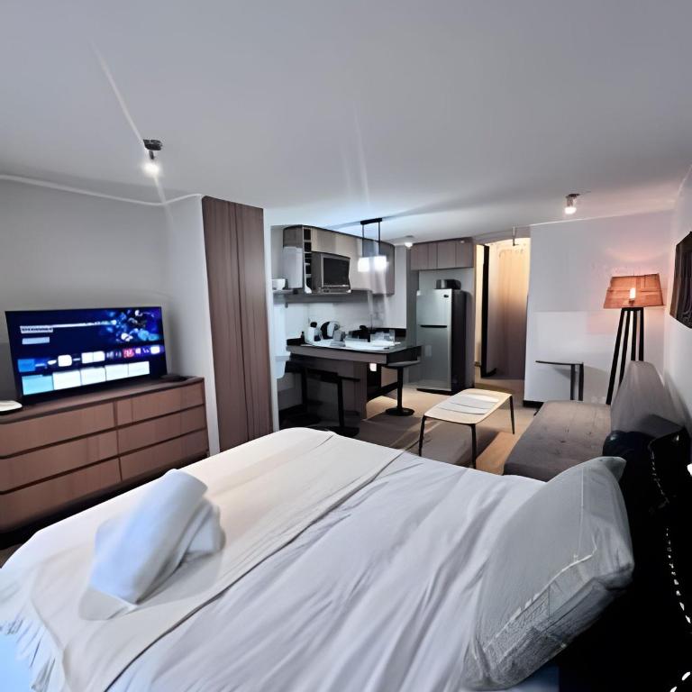 Studio Funcional - Terraza - Estoril CLC - One-Bedroom Apartment - 14