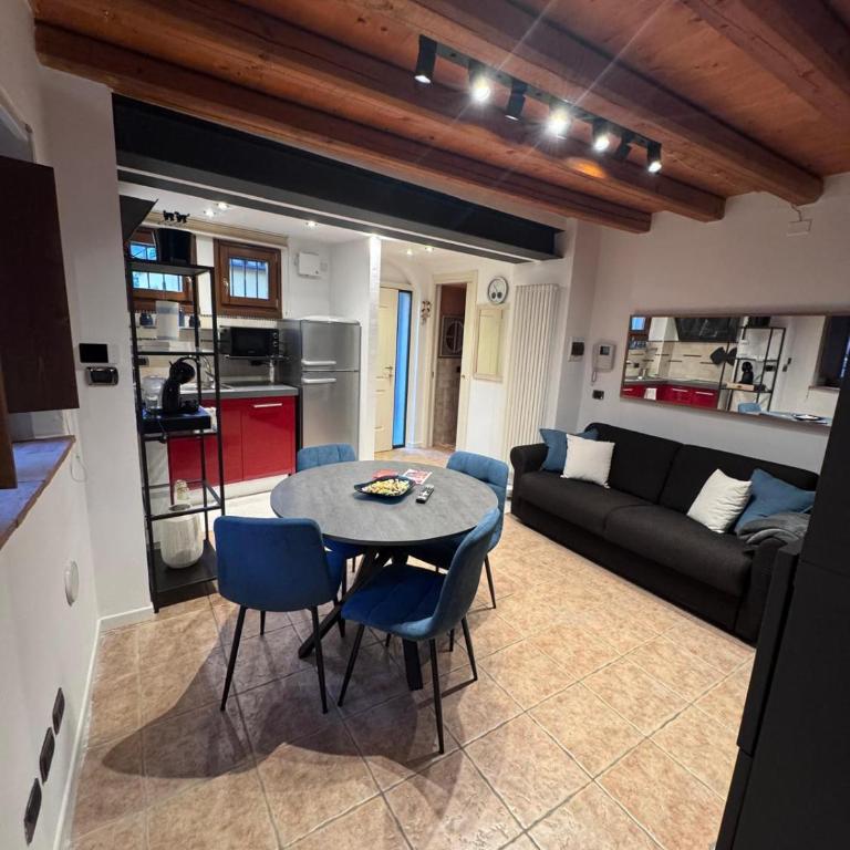 Vicoletto4-Centro storico Verona con Parking - One-Bedroom Apartment - 8