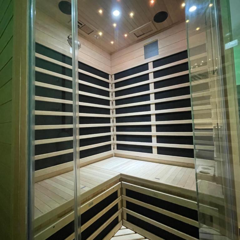 Suite Del Borgo - Deluxe Suite with Spa Bath - 17