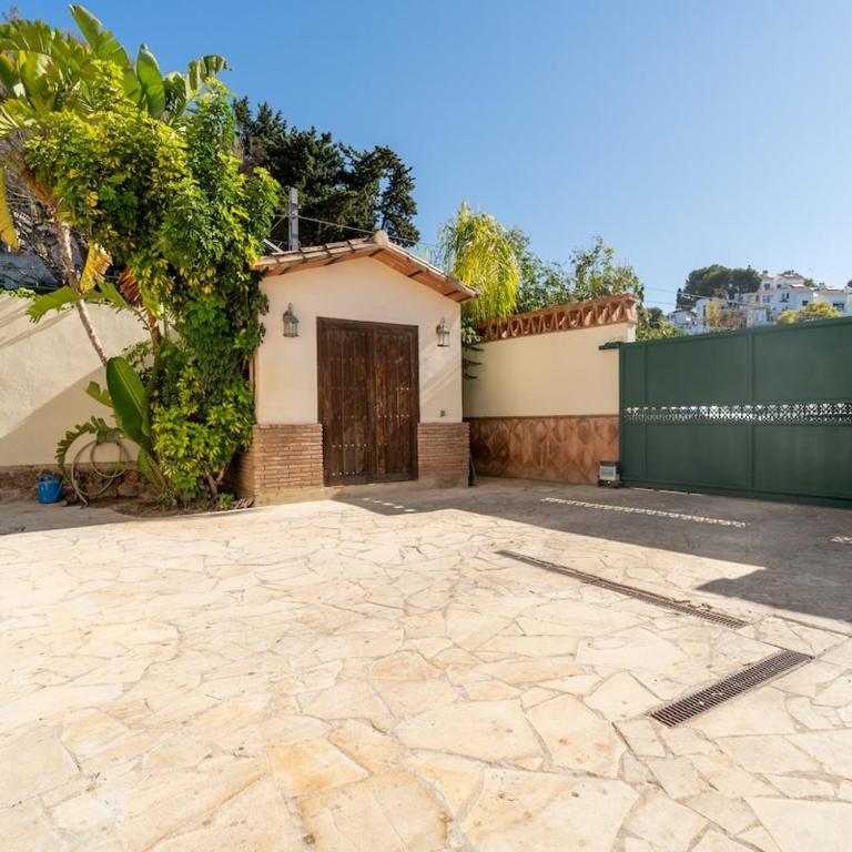 Beach Town Villa, Private Pool, Playa at 300 m - Villa - 17