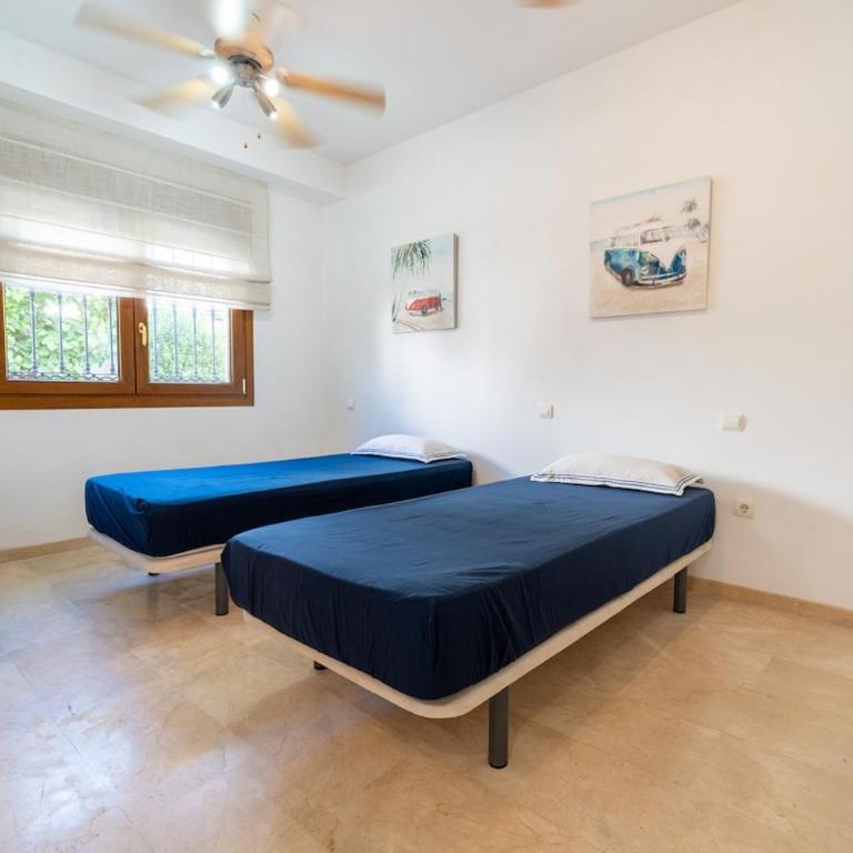 Beach Town Villa, Private Pool, Playa at 300 m - Villa - 40