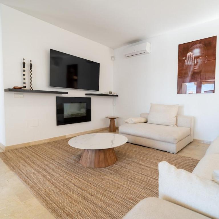 Beach Town Villa, Private Pool, Playa at 300 m - Villa - 43