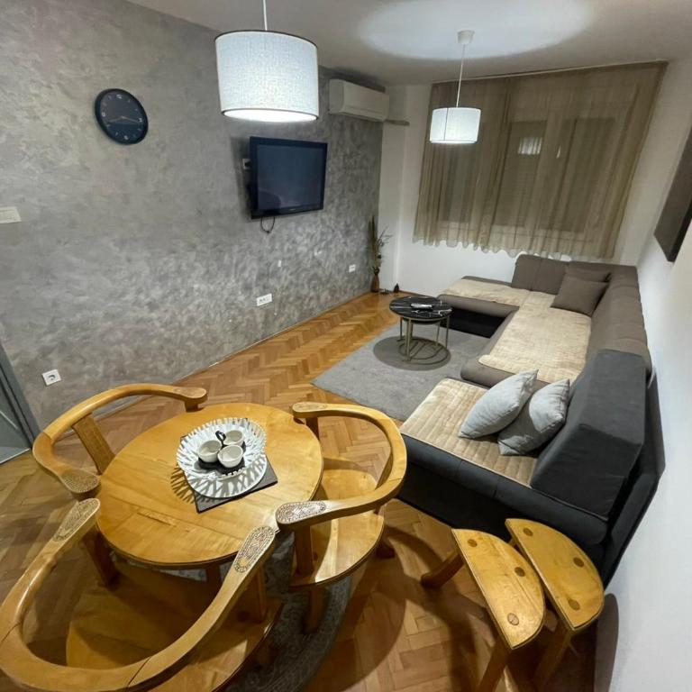 Apartments Ciki - Two-Bedroom Apartment - 1