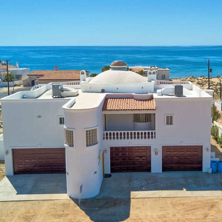 Spacious and Traditional Home Villa Hermosa I - Apartment - 1