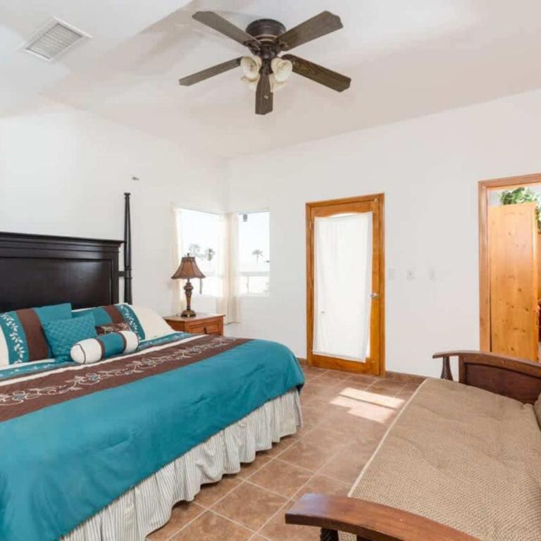 Spacious and Traditional Home Villa Hermosa I - Apartment - 9