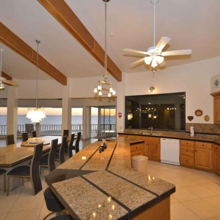 Spacious Family Beachfront Home Villa Dei Sogni - Apartamento - 13