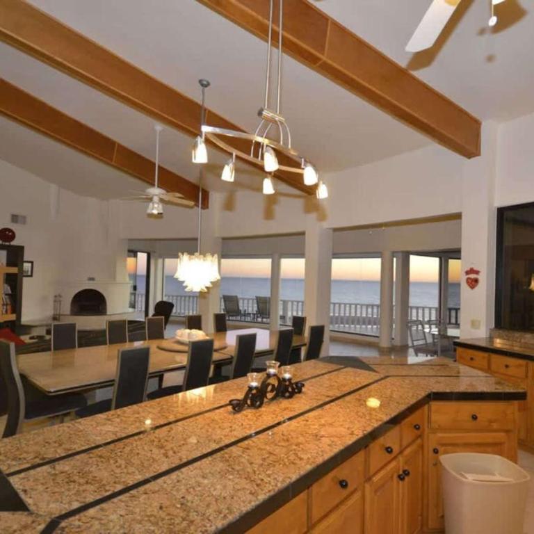 Spacious Family Beachfront Home Villa Dei Sogni - Apartamento - 15