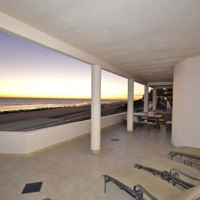 Spacious Family Beachfront Home Villa Dei Sogni - Apartamento - 46