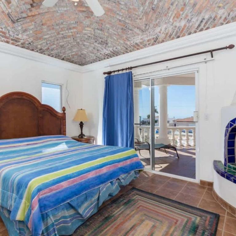 Spacious and Secluded Home Villa Hermosa II - Apartment - 7
