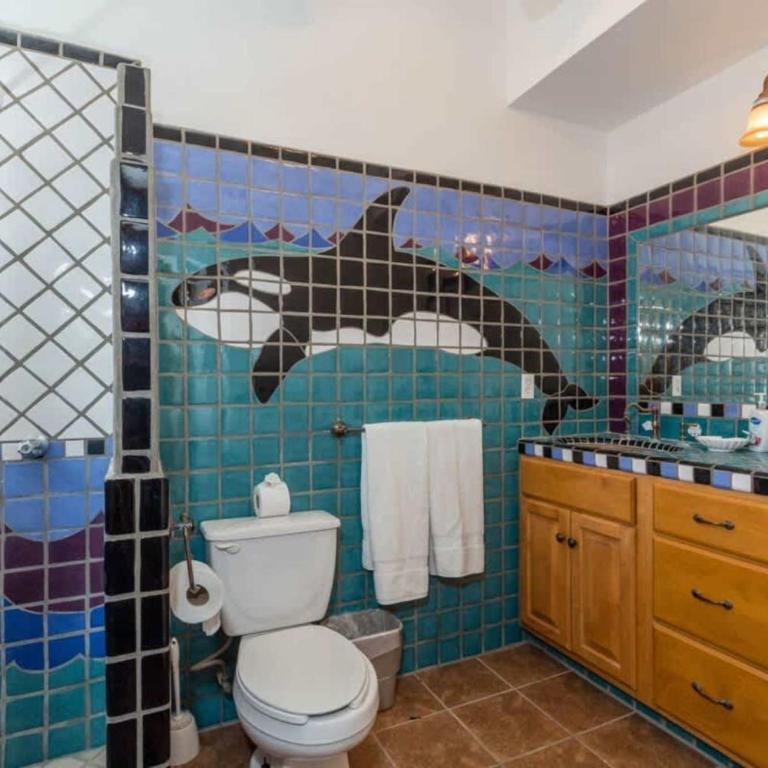 Spacious and Secluded Home Villa Hermosa II - Apartment - 19