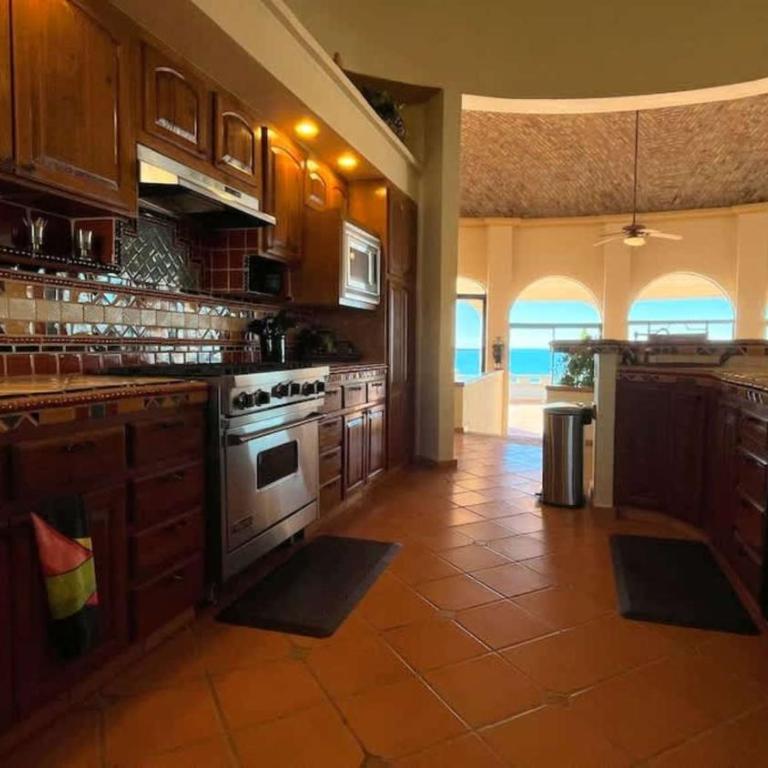 Spacious Home in Las Conchas Villa de la Playa - Apartamento - 13