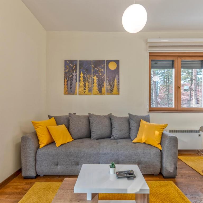 Urban Pine Zlatibor - One-Bedroom Apartment - 2