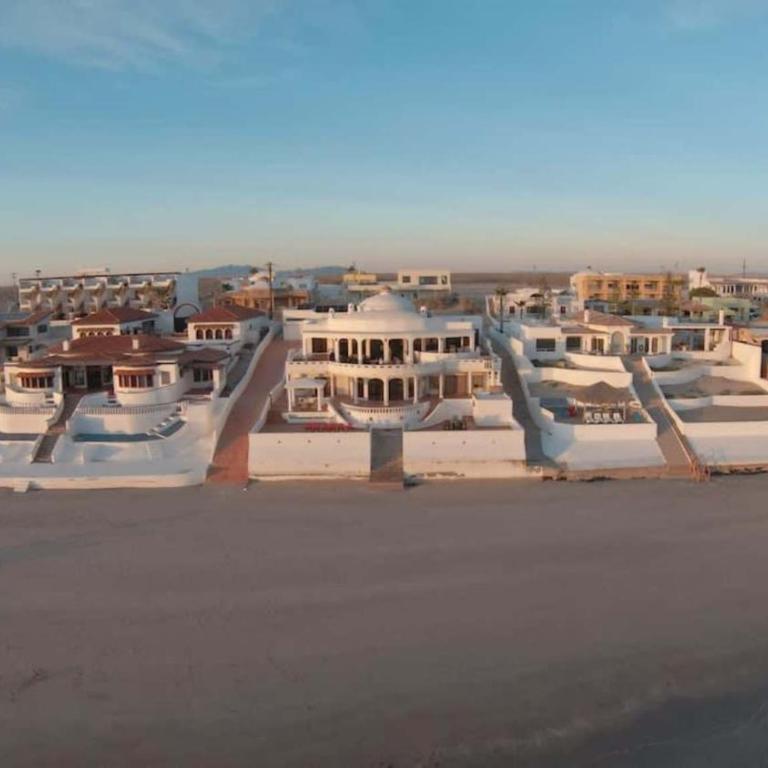 Spacious Home in Las Conchas Villa de la Playa - Apartamento - 56