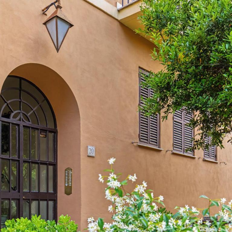Vatican Green Oasis - Garden View Balcony & Full Kitchen - Appartamento con 2 Camere da Letto e Vista Giardino - 56
