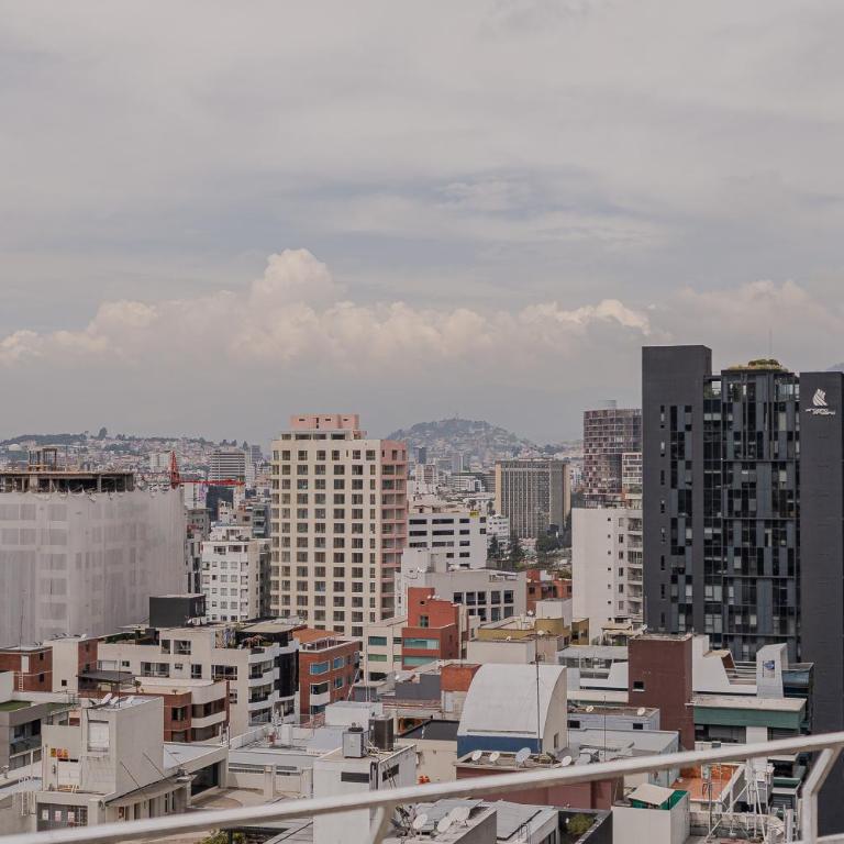Suite de Lujo con vista en el corazón de Quito - One-Bedroom Apartment - 27
