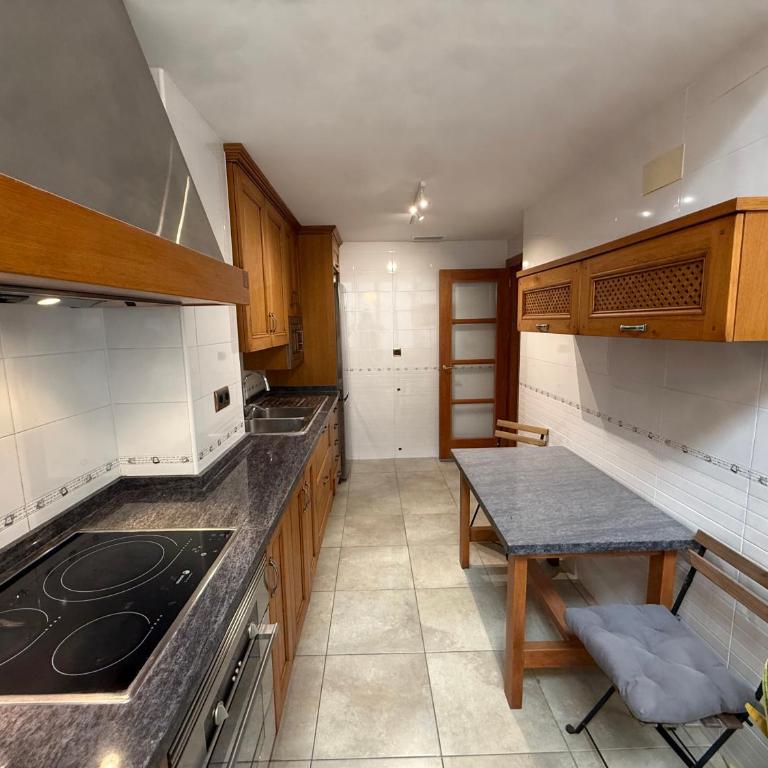 Balcones a la Plaza del Ayuntamiento Mi casa en Alicante - Three-Bedroom Apartment with View - 5