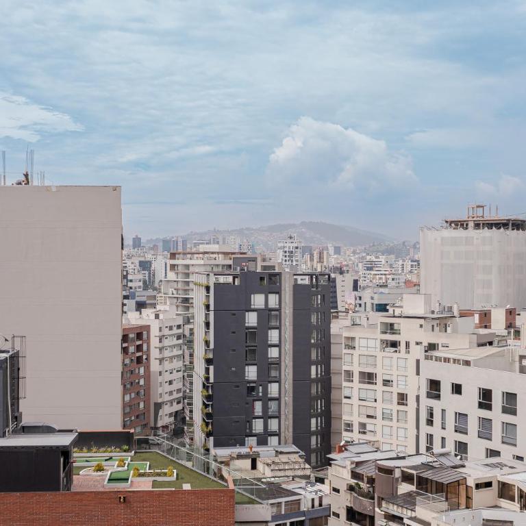 Suite de Lujo con vista en el corazón de Quito - One-Bedroom Apartment - 84
