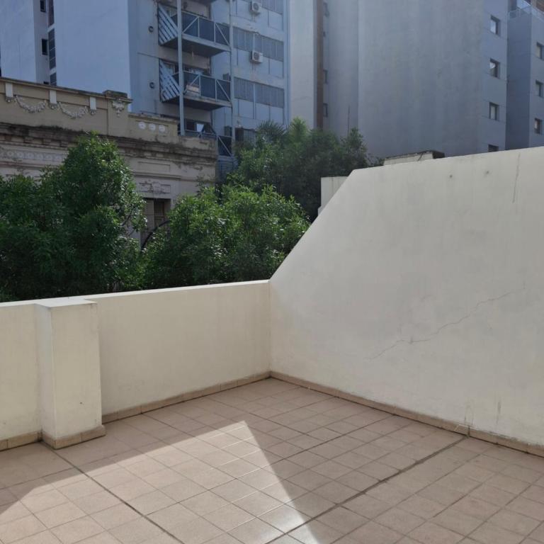 Departamento completo cerca de todo zona muy tranquila seguridad 24 horas - Apartamento de 1 dormitorio - 6