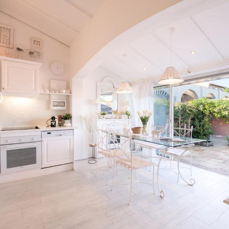 Charmante maison provençale, résidence avec piscine - Apartamento de 2 dormitorios - 10