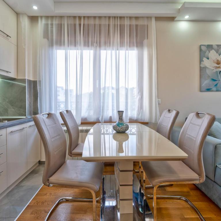 Golden Peak Zlatibor - One-Bedroom Apartment - 13