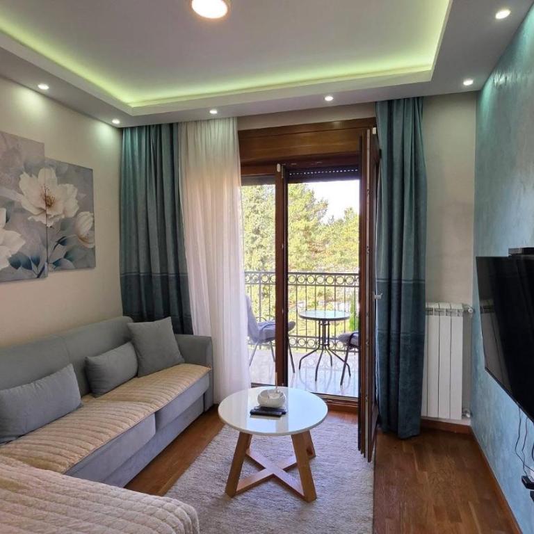 Golden Peak Zlatibor - One-Bedroom Apartment - 15