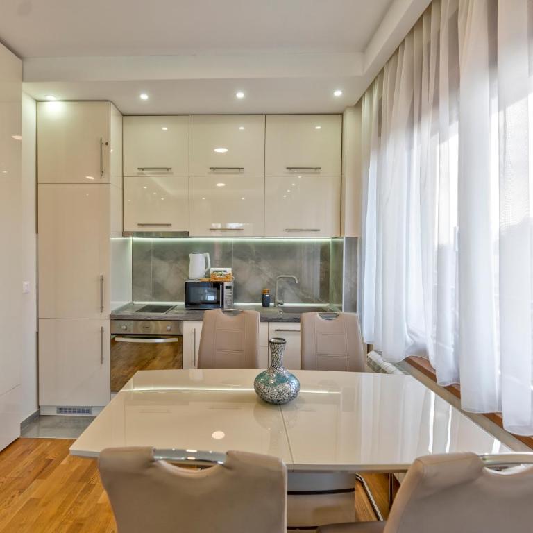 Golden Peak Zlatibor - One-Bedroom Apartment - 18