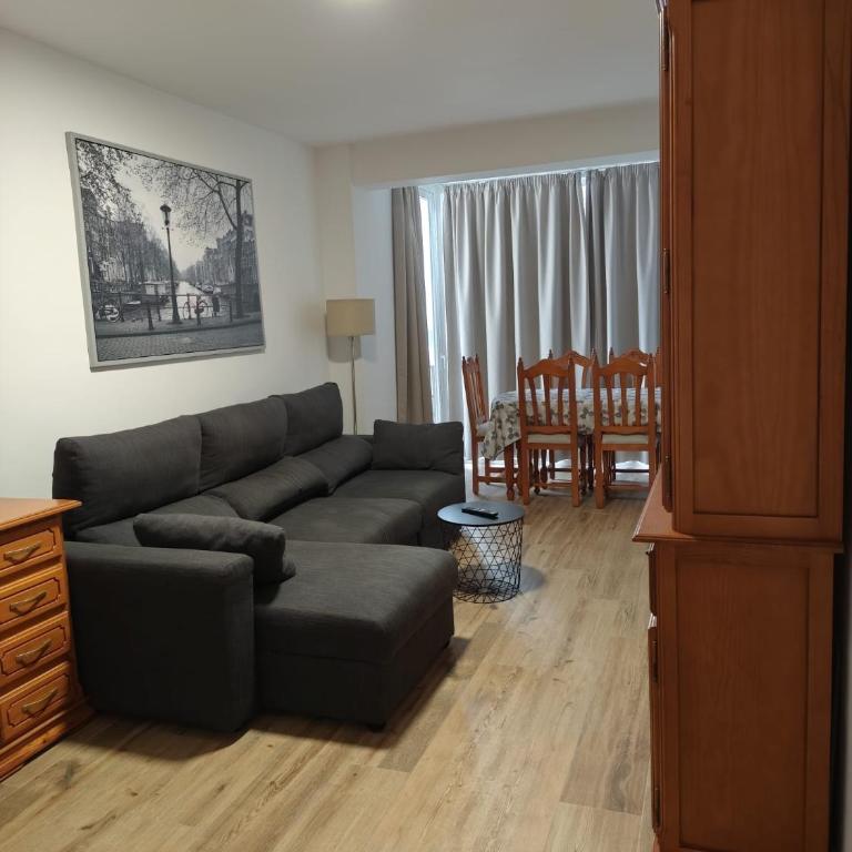 Blue Ocean Apartments - Deluxe Two-Bedroom Apartment with Garden View - 24