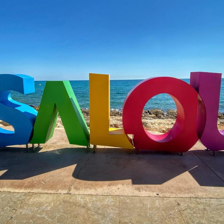 APARTBEACH SANTA ELENA CLIMATIZADO PARKING y JUNTO PLAYA CAPELLANS - Apartment - 50