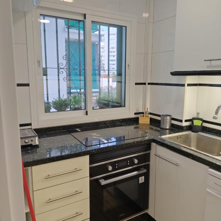 Blue Ocean Apartments - Deluxe Two-Bedroom Apartment with Garden View - 19
