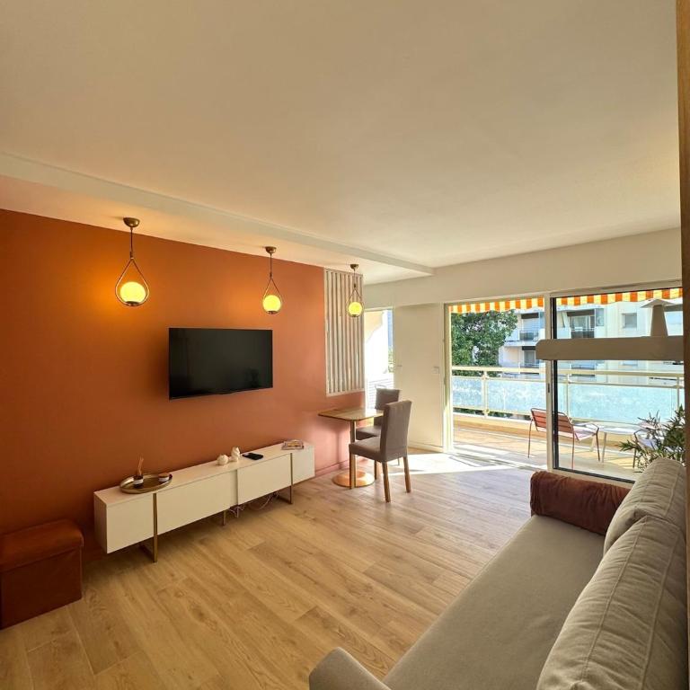 Elegance & comfort - Terrace and private garage - Apartment - 1