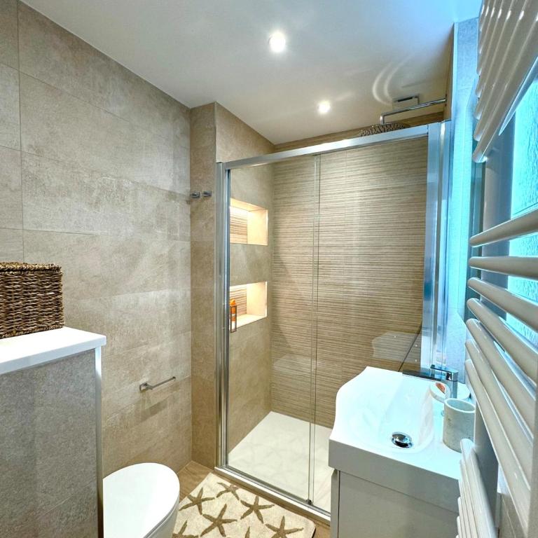 Elegance & comfort - Terrace and private garage - Apartment - 10