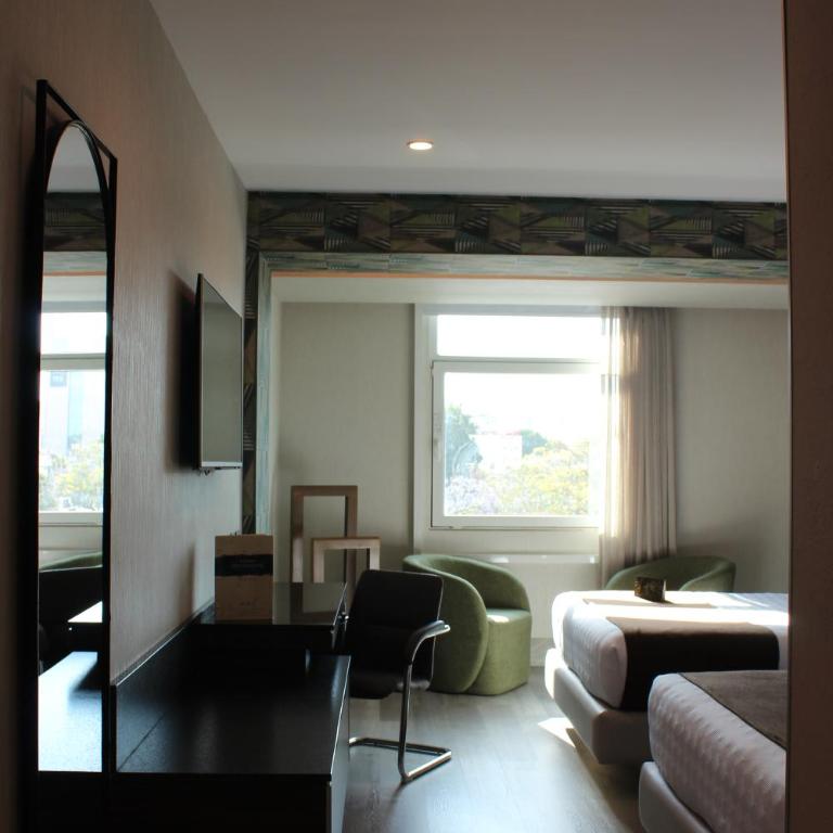 Hotel Portobelo - Double Room with Two Double Beds - 26