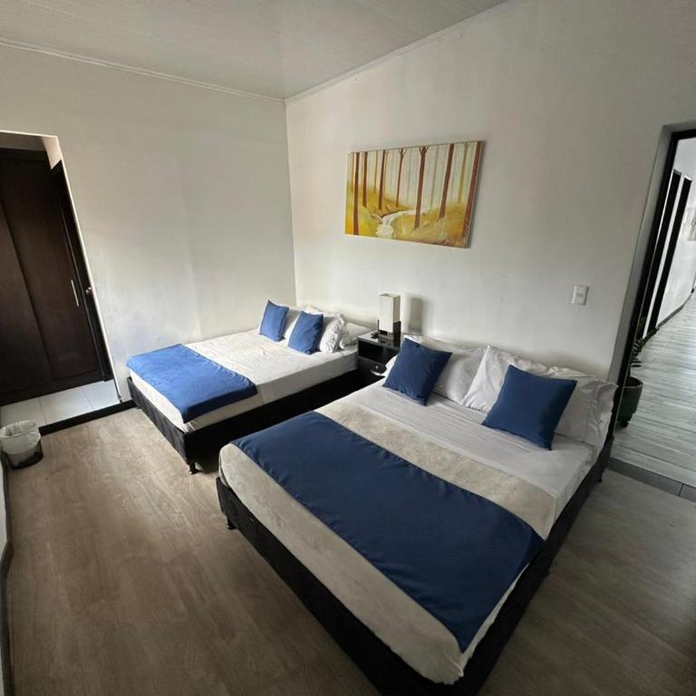 El Solar Casa Hotel - Habitación Familiar Deluxe - 2