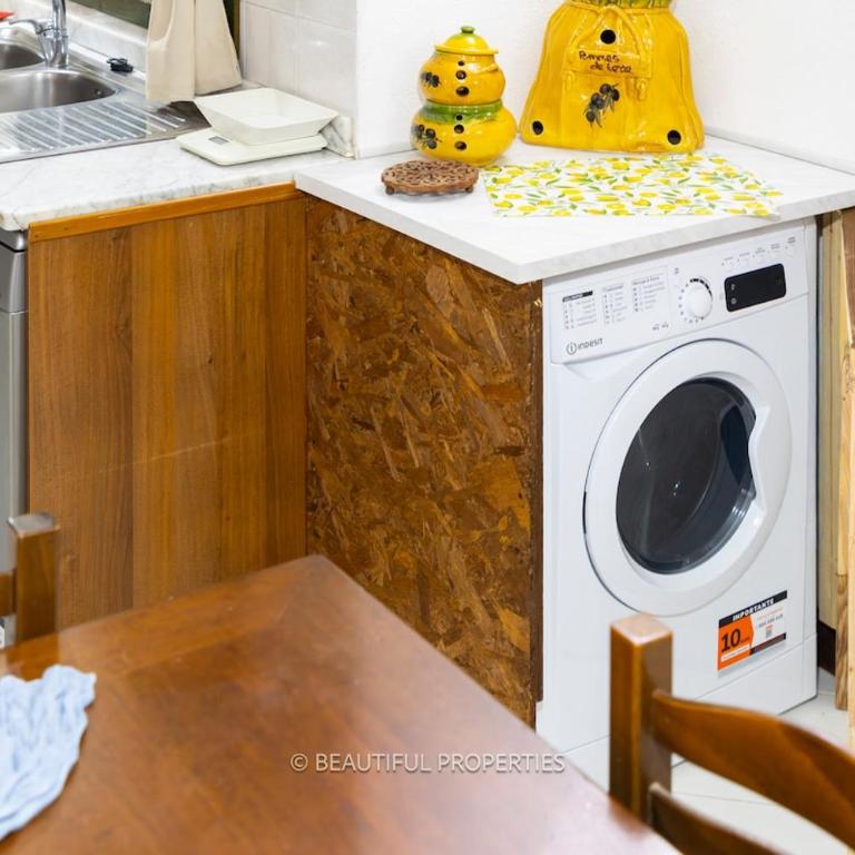 Room with kitchen & free parking 100 m from the sea - Appartamento con 1 Camera da Letto - 16