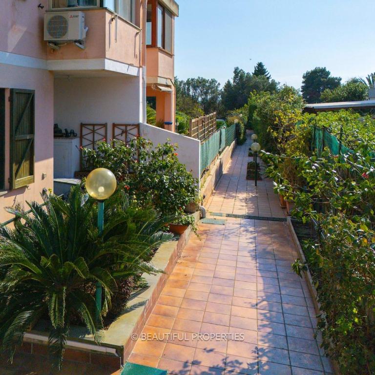 Room with kitchen & free parking 100 m from the sea - Appartamento con 1 Camera da Letto - 20