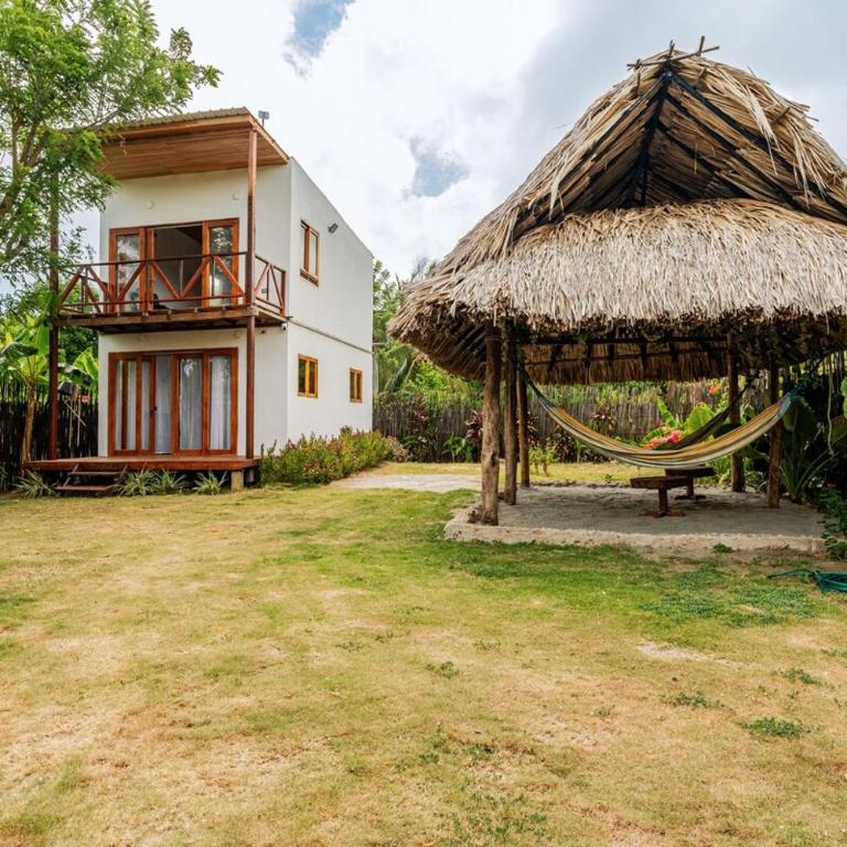 Casa Jaguar - Cabin Near Playa del Viento - Two-Bedroom House - 3