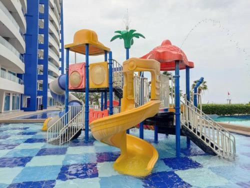 Diamond Beach Tonsupa - Three-Bedroom Apartment - 11