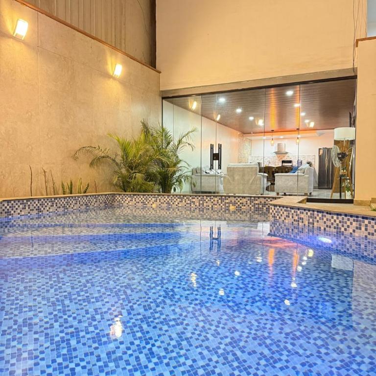 Pool house, garden, grill - Four-Bedroom House - 15