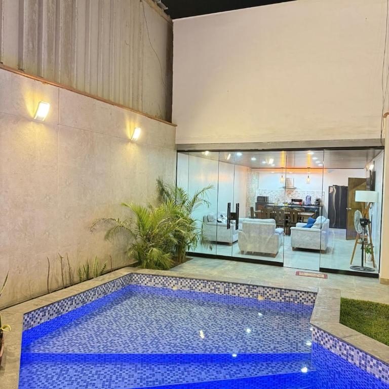 Pool house, garden, grill - Four-Bedroom House - 22