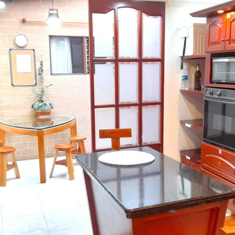 Hostal SAVEVA - Habitación Doble - 2