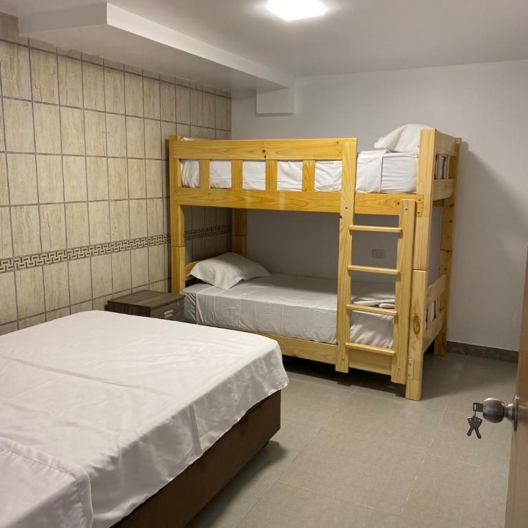 2 floors with grill and terrace - Three-Bedroom Apartment - 12