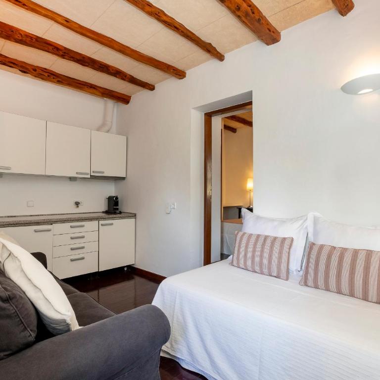 Villa Near Ibiza Town sleeps 12,14 - Villa - 84