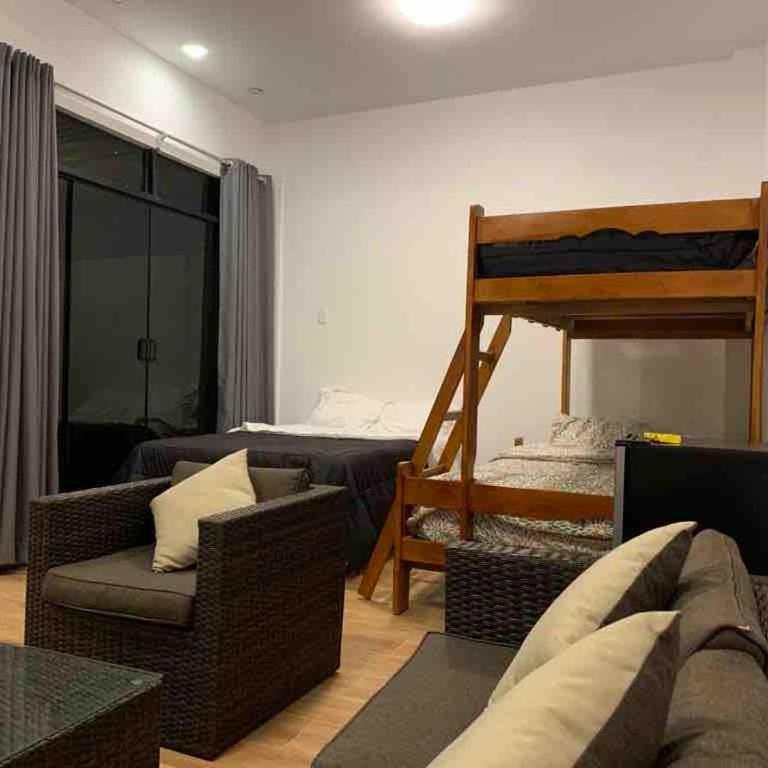 House in Ica with large green areas, swimming pool, BBQ - Three-Bedroom House - 10