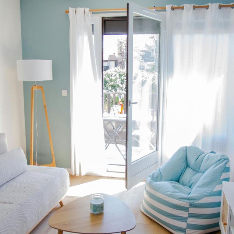 Appartement Double Balcon 4 pers plage 100m - Apartment - 80