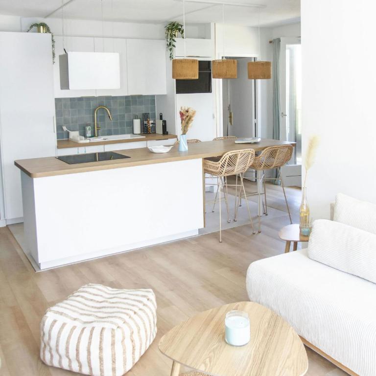 Appartement Double Balcon 4 pers plage 100m - Apartment - 81