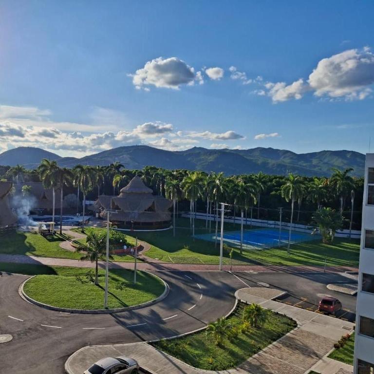 Apartamento con balcón Palma Real - Flandes, Tolima - Apartamento de 3 dormitorios - 2